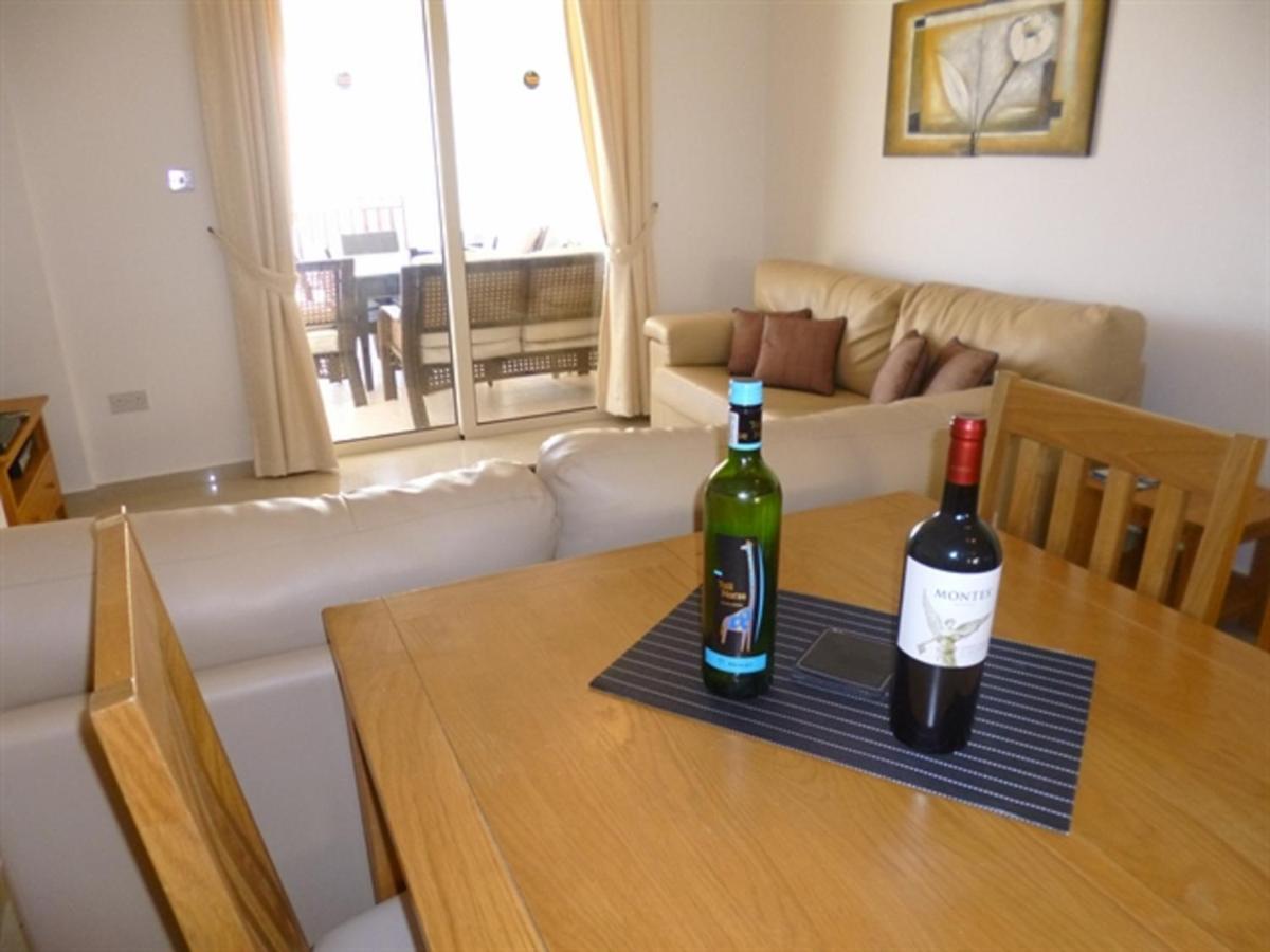 First Floor 2 Bedroom Apartment, Large Balcony, Amazing Sea Views, Communal Pool Pégeia Exteriör bild